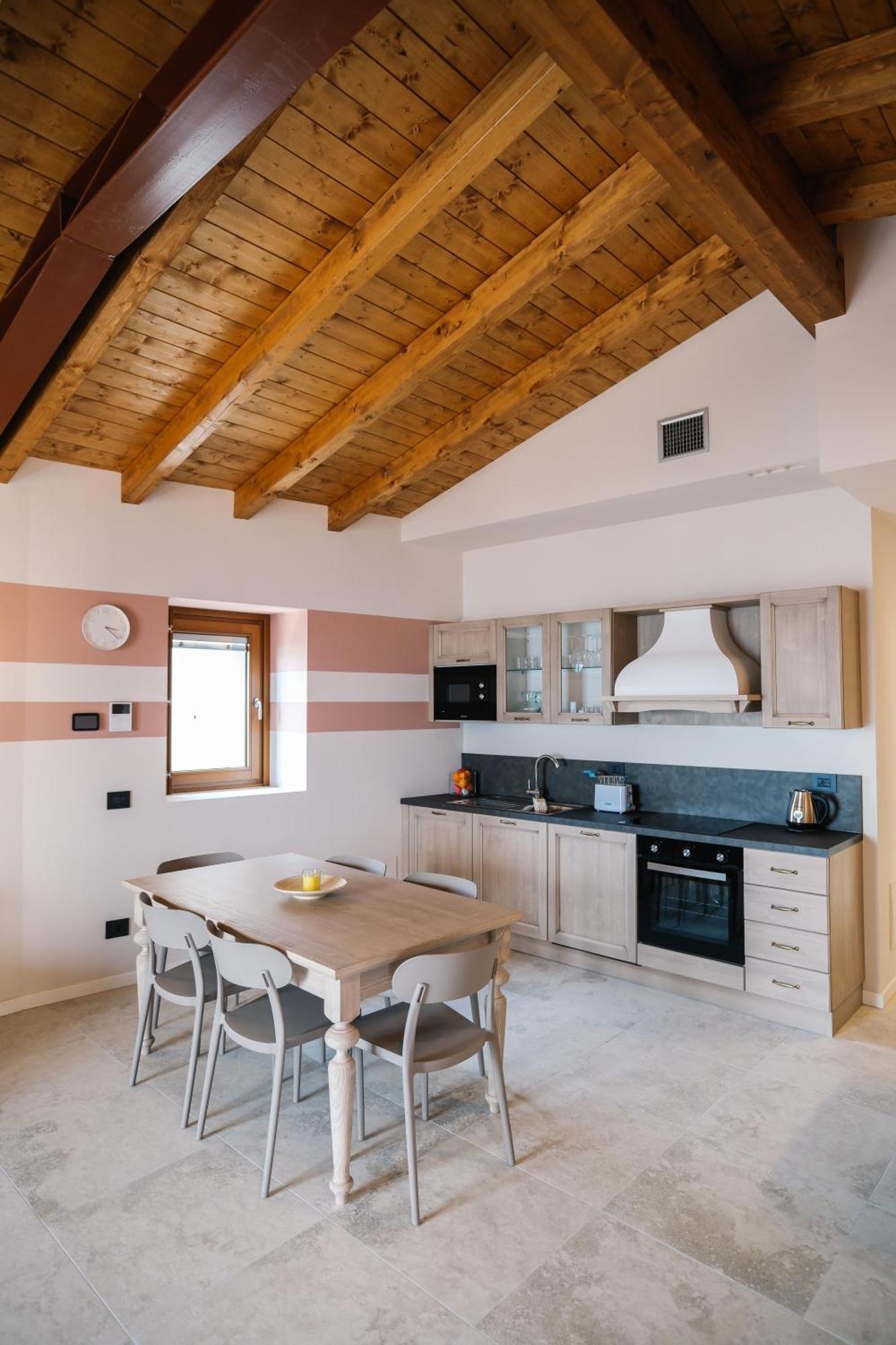 Terrazza Sulle Mura Predore Bagian luar foto